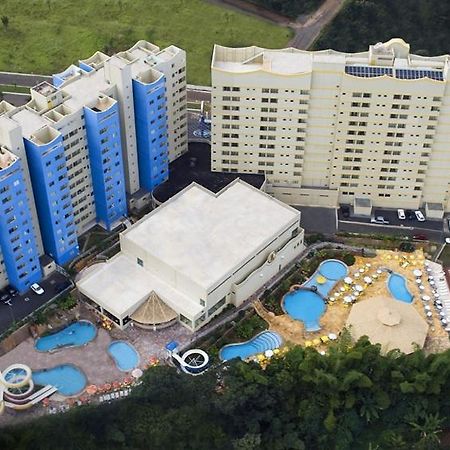Golden Dolphin Grand Hotel - Flat Caldas Novas Buitenkant foto